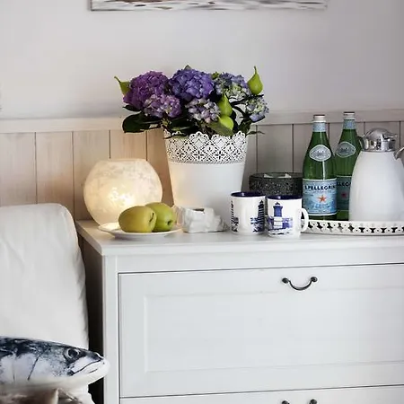 Apartament Fisher House